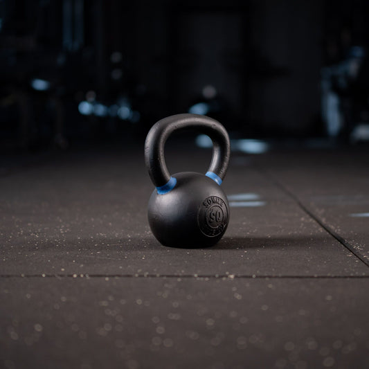 Black Kettlebell SQMIZE® BFK12 met Kleurcode Blauw - 12 kg - SQMIZE Nederland
