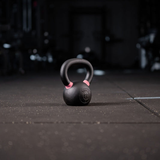 Black Kettlebell SQMIZE® BFK8 met Kleurcode Roze - 8 kg - SQMIZE Nederland