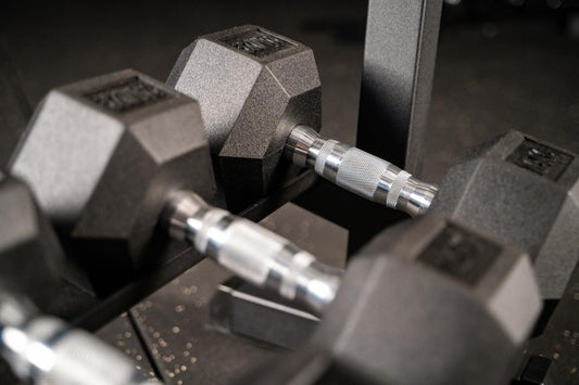 Dumbbells of kettlebells: wat is het verschil en welke kies je?