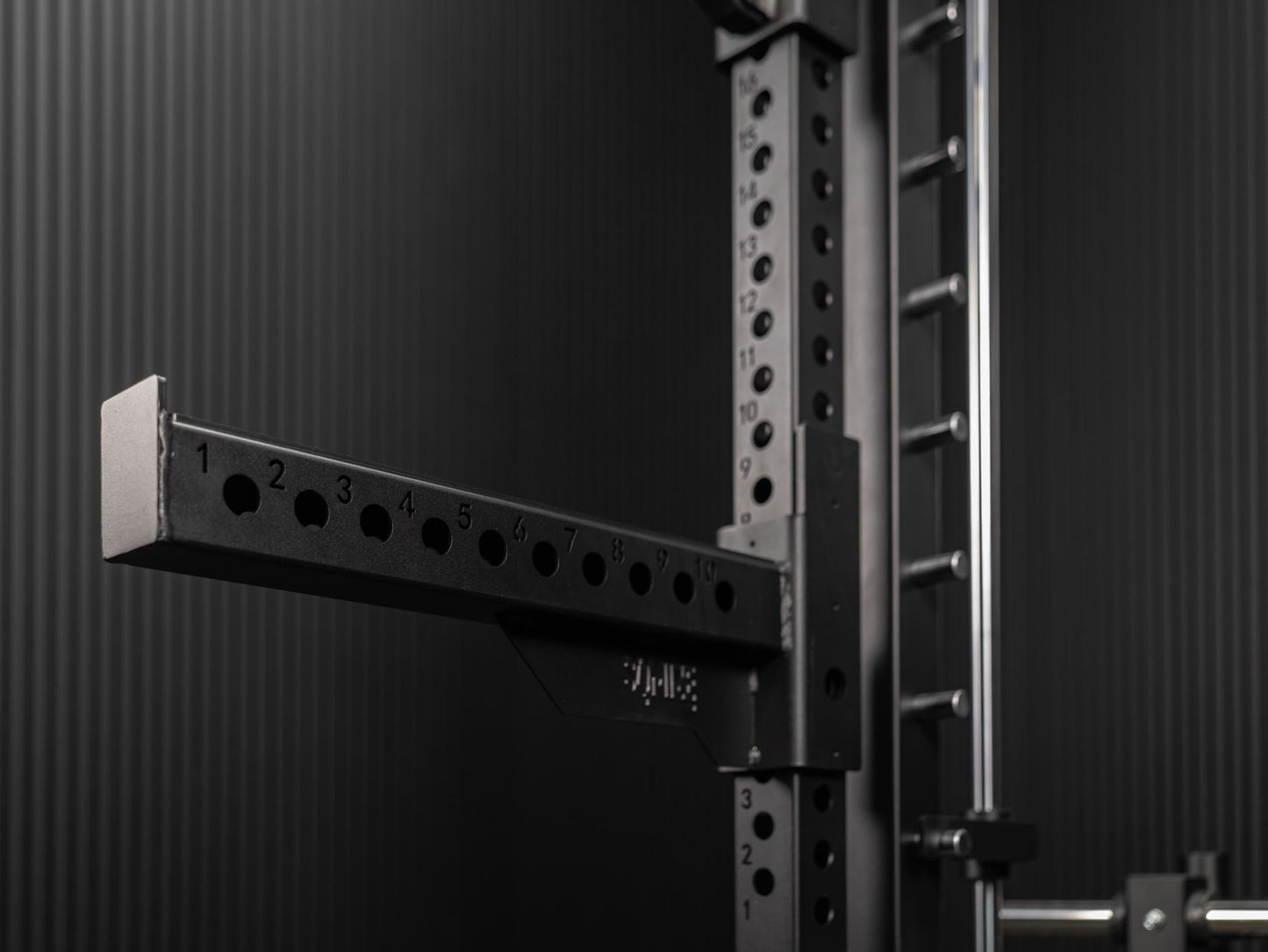 All-in-One krachtstation SQMIZE® PREMIUM BISON SQ-S550RSR – 224 cm