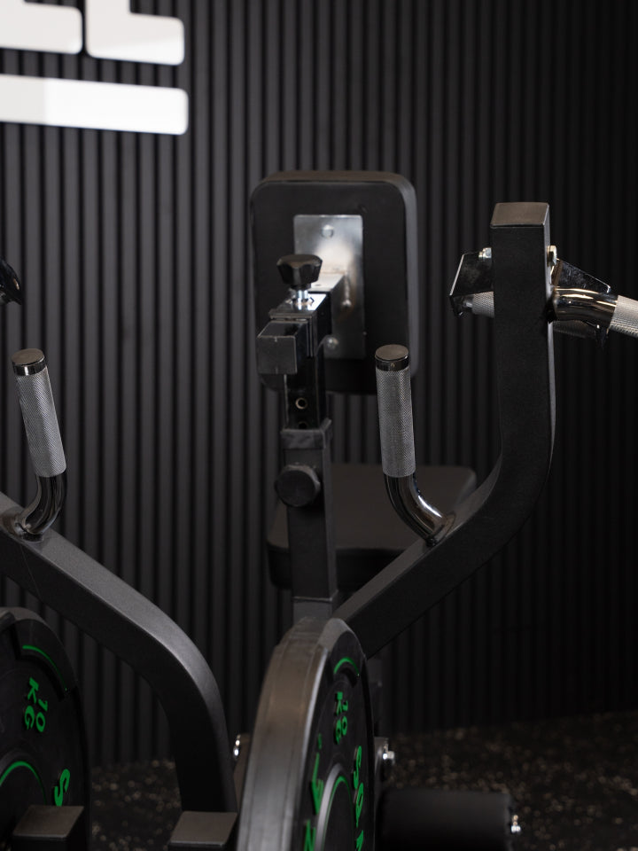 Seated Row Machine SQMIZE® POWER PACK SRM440
