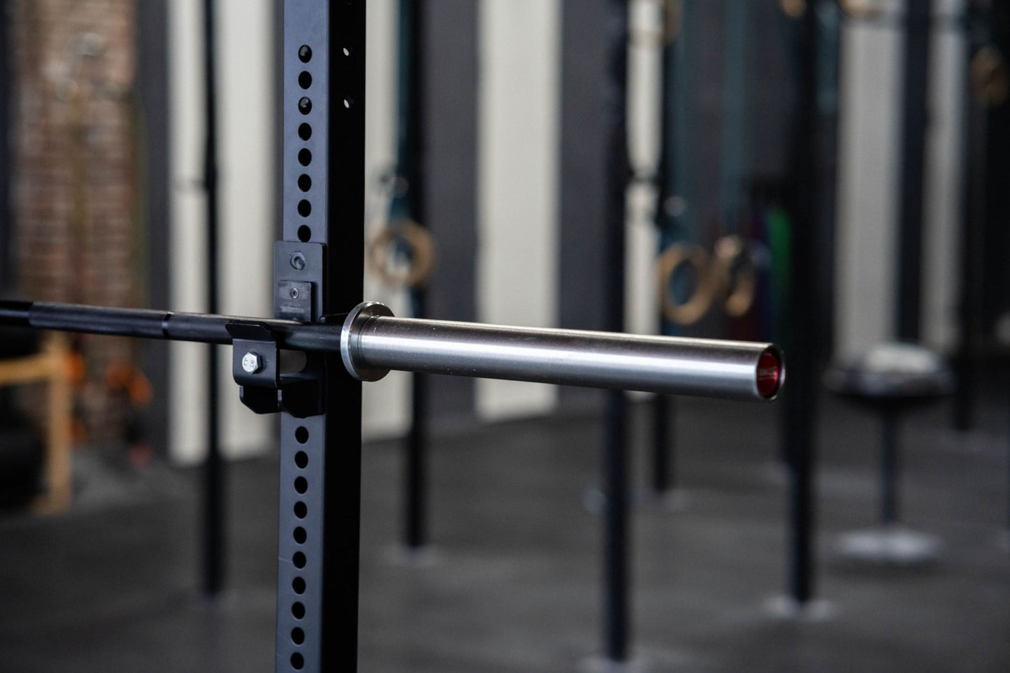 Hamburg Competition Powerbarbell SQMIZE® PREMIUM BISON OB86PL-HTz (20kg) - SQMIZE Nederland