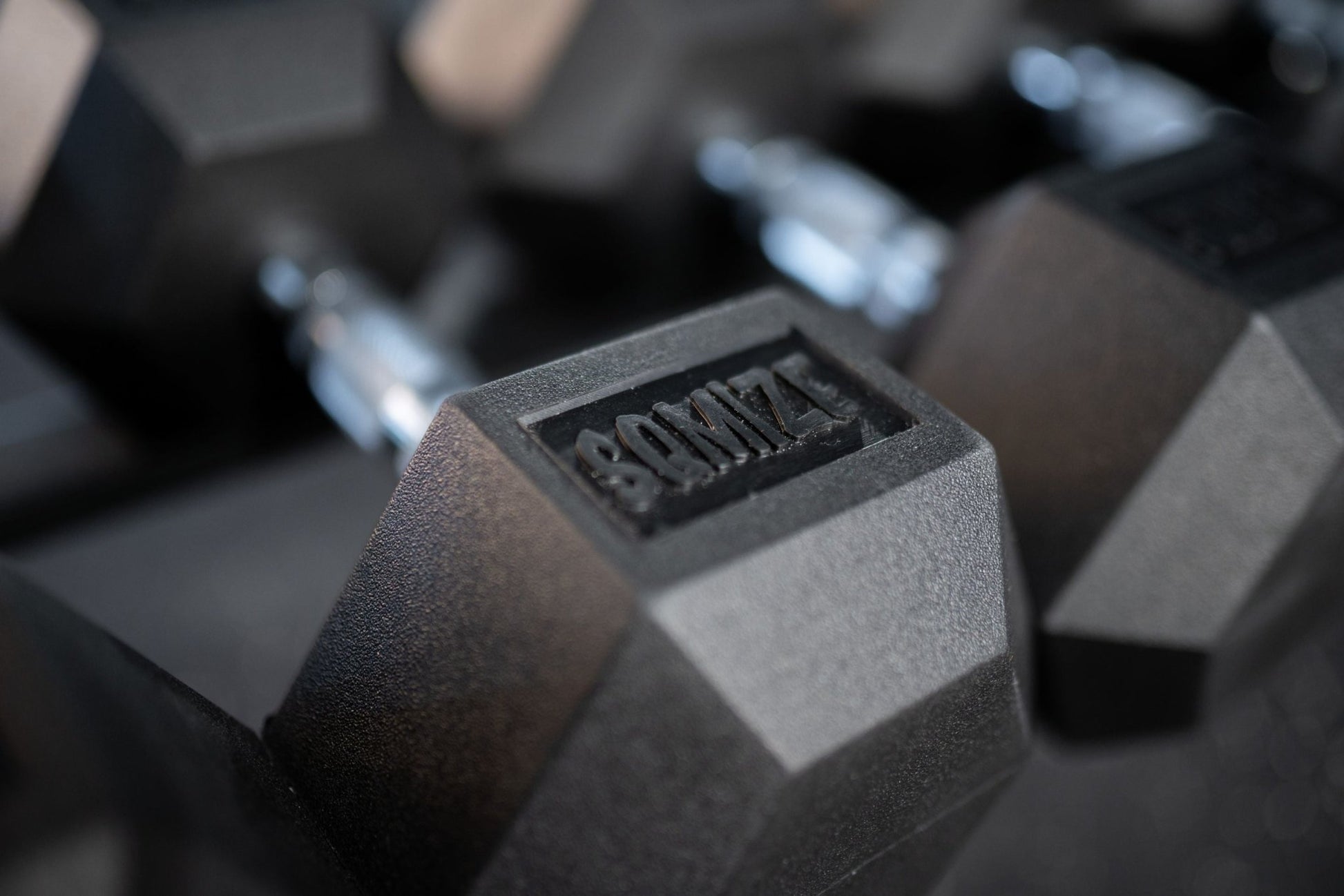 Hex Dumbbell SQMIZE® HDBR22.5 Rubber, 22,5 kg - SQMIZE Nederland