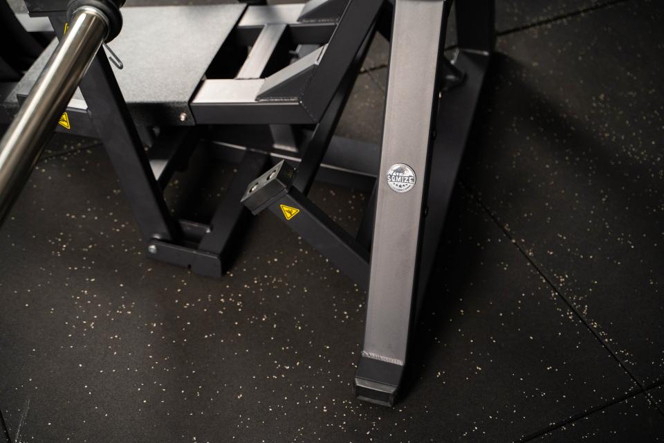 Iso-Lateral Studio Legpress SQMIZE® PREMIUM BISON LPL30i - SQMIZE Nederland