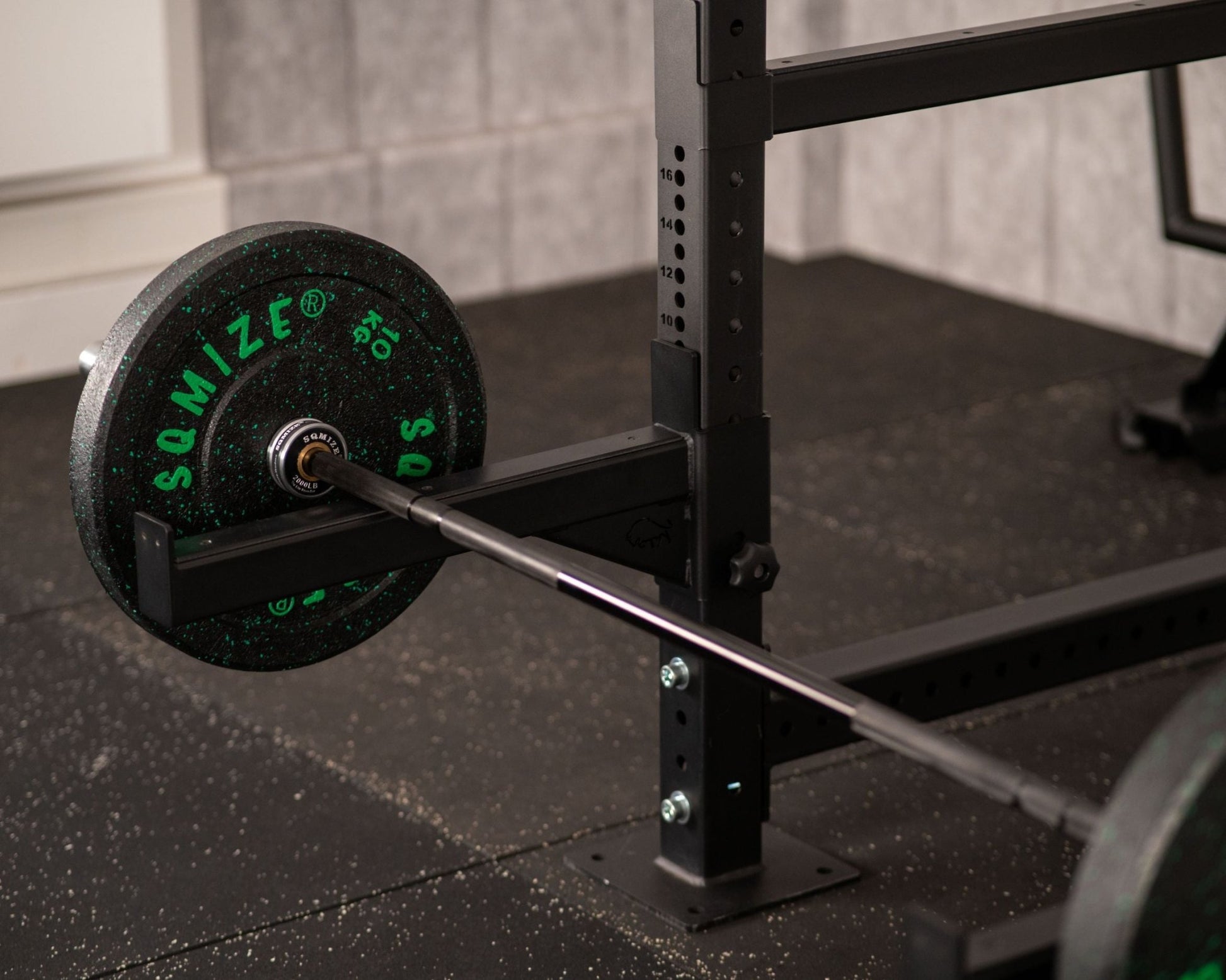 Wall-Mounted Power Rack Configurator SQMIZE® PREMIUM BISON - SQMIZE Nederland